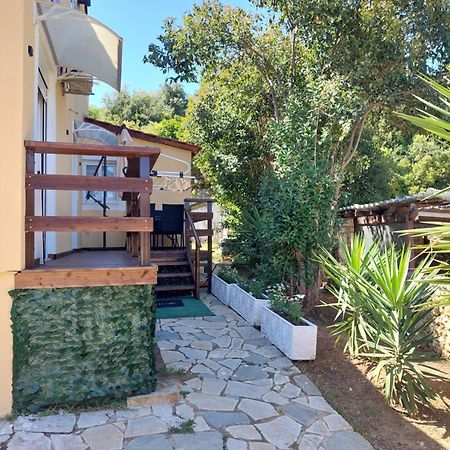 Thanos Guesthouse Corfu Agioi Deka  Екстериор снимка
