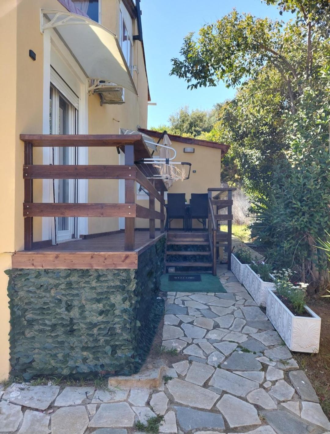 Thanos Guesthouse Corfu Agioi Deka  Екстериор снимка